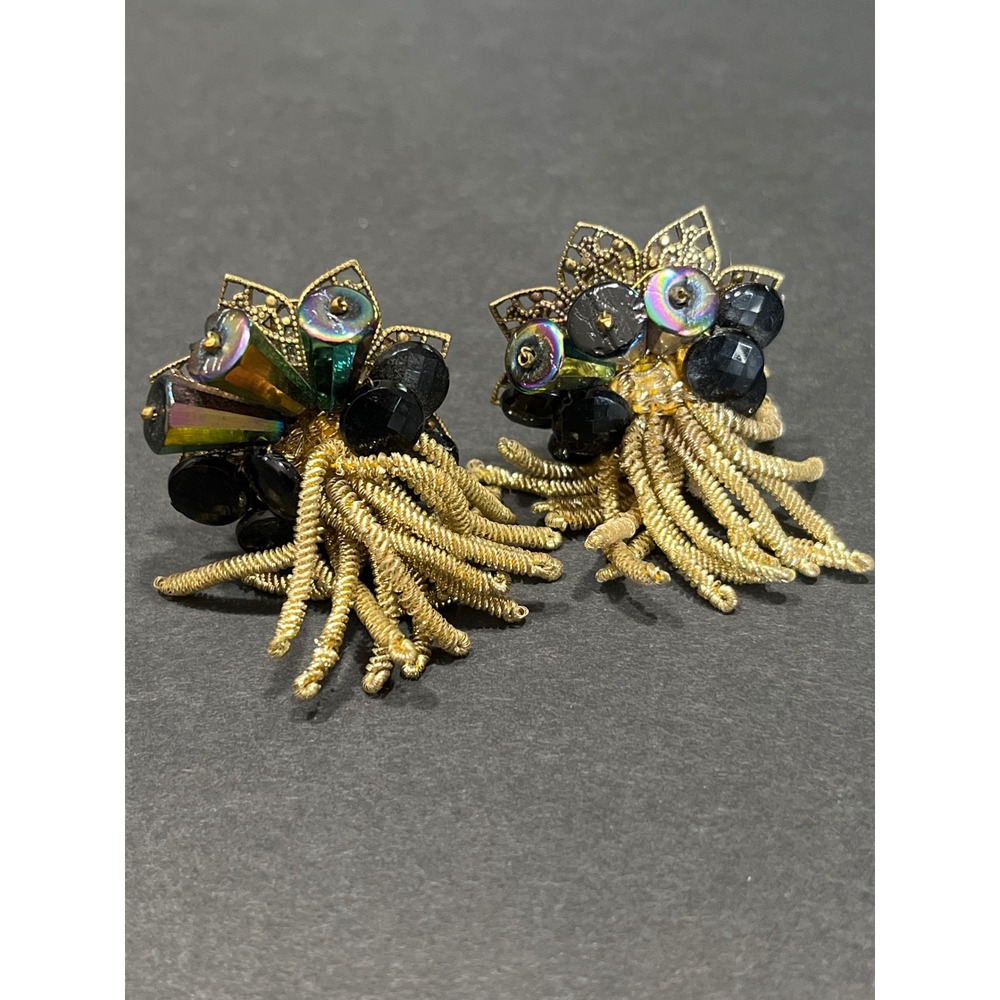 Vintage Gold Tone Filigree Iridescent Bead Bangle Bracelet & Clip Earring Set - Picture 5 of 6